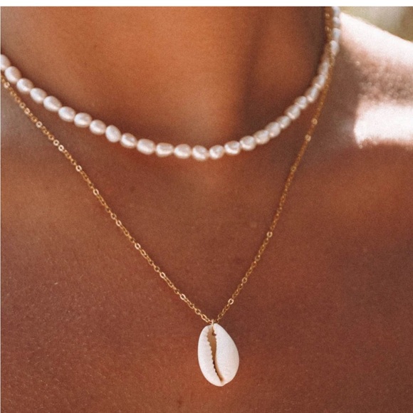Atolea | NWOT Waterproof Jewelry Gold and white Cowrie Shell Pendant necklace - Picture 2 of 6